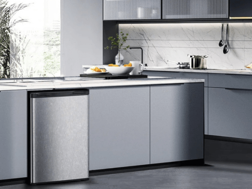 5 Ways a Mini Fridge Can Help You Stick to Your New Year’s Wellness Goals - ANTARCTIC-STAR